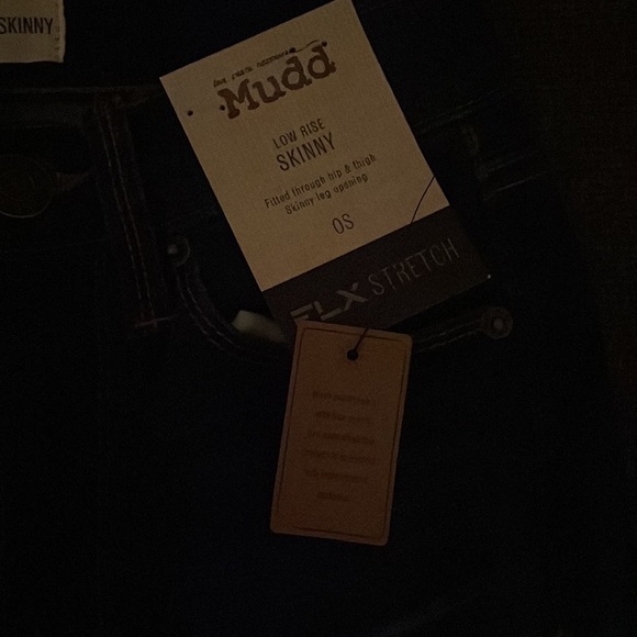 Mudd jeans, never been worn - Picture 2 of 2